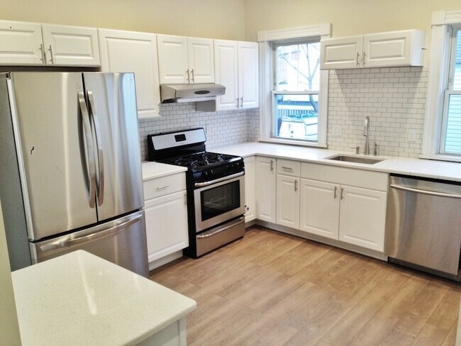 Photo - 31 Faneuil St