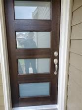 Main Entry - 2522 Manor Valley Ct
