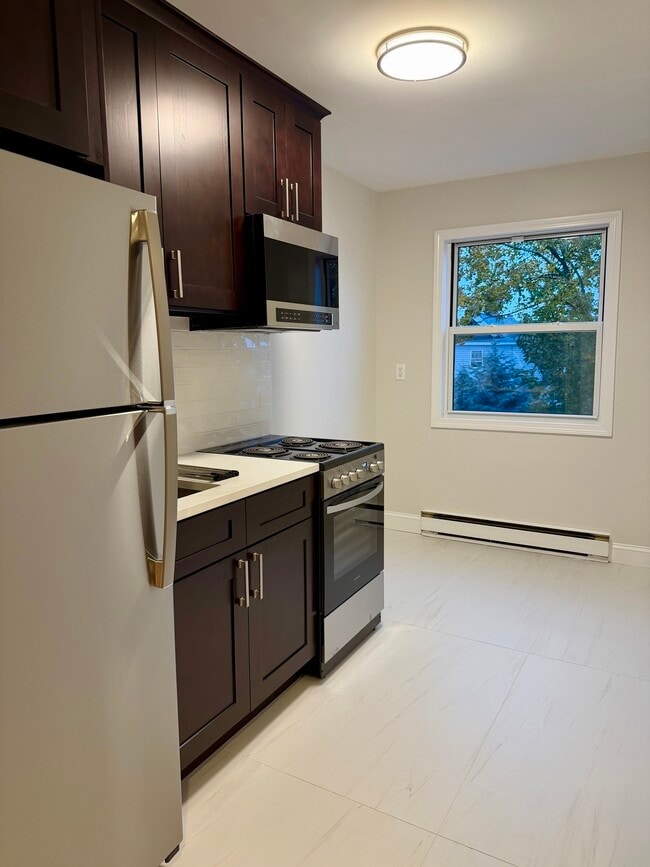 Photo - 105 Cleveland Ave