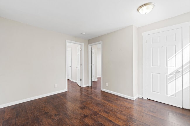 Photo - 170 Mapes Ave Unit 3