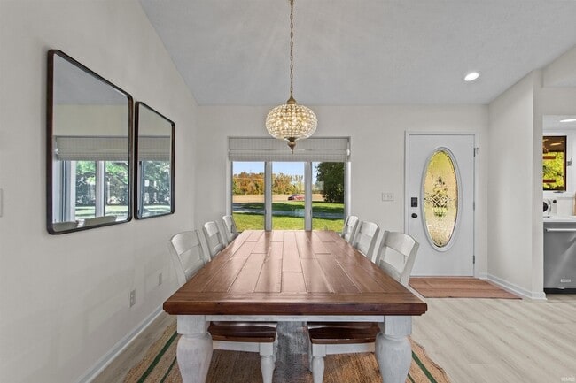 Photo - 2083 W 425 N