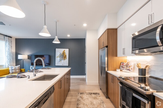 1BR, 1BA