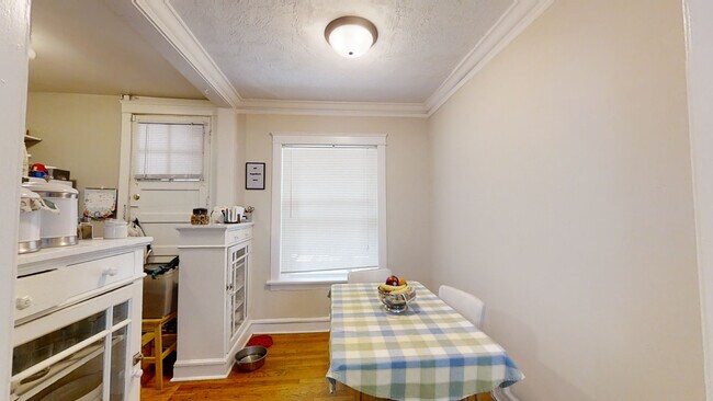 Photo - 7502 Madison-2N Unidad 2N