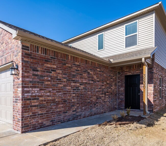 Photo - *Pre-leasing* Three Bedroom | Two and a Ha...