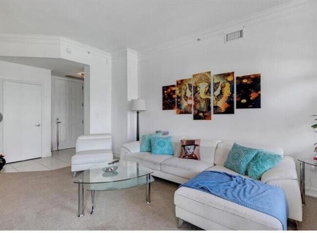 Photo - 3001 NE 185th St Unit 3001 NE 185th St  515