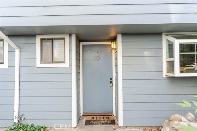 Photo - 15113 Saticoy St