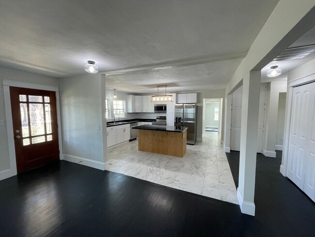 Photo - GORGEOUS 4 BEDROOM HOME