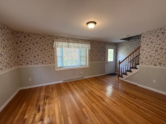 Photo - 197 Forest St