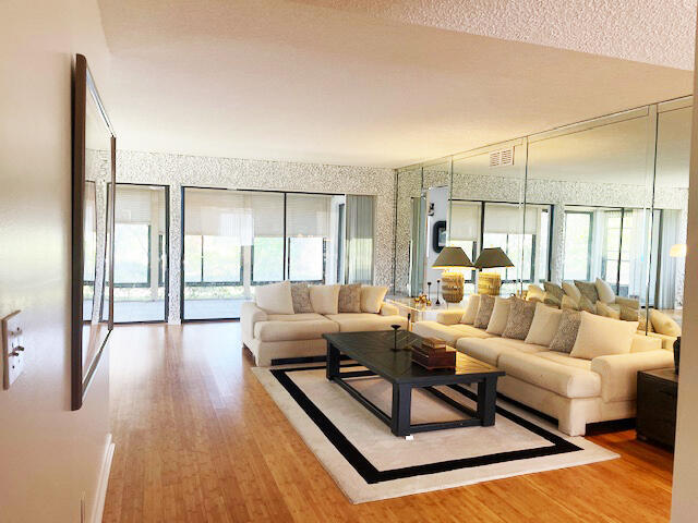 Photo - 5750 Fairway Park Ct Unit 101