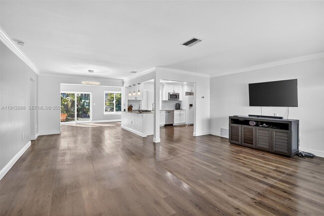 Photo - 7920 Alhambra Blvd