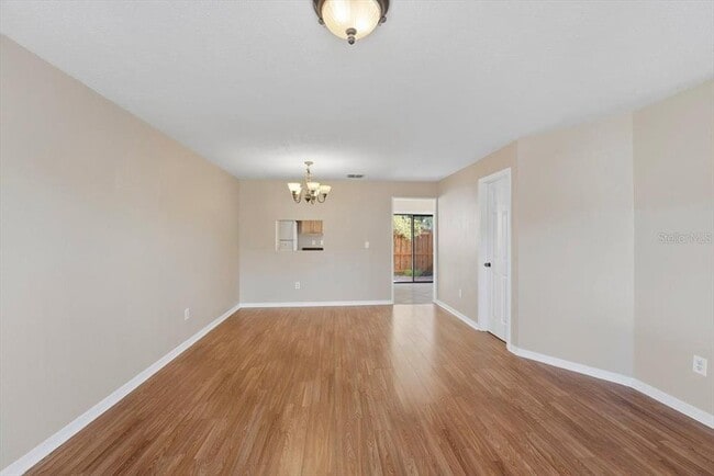 Photo - 1645 Sandy Point Square