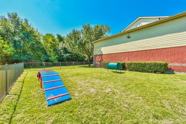 Photo - 11111 W Montgomery Rd Unidad 615