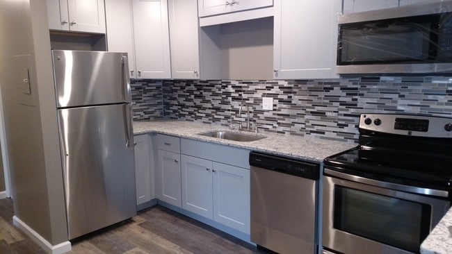 Newly Remodeled Kitchen - EastGate Apartments Leasing