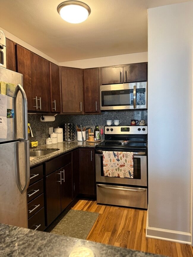 Photo - 4250 N Marine Dr Unit 1232