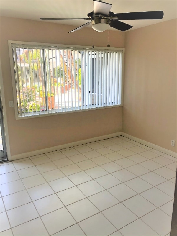 Photo - 250 Cliff Dr Unit 9