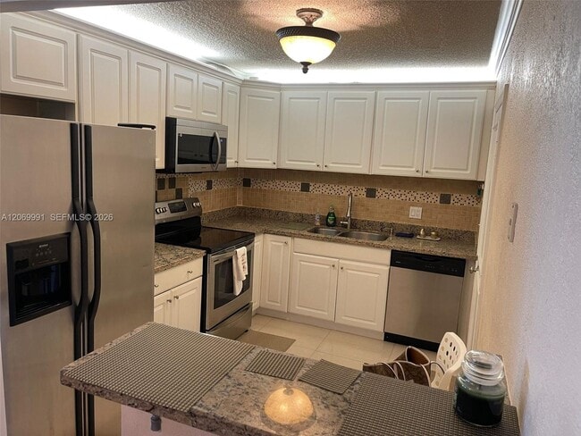 Building Photo - 111 Golden Isles Dr Unit F2