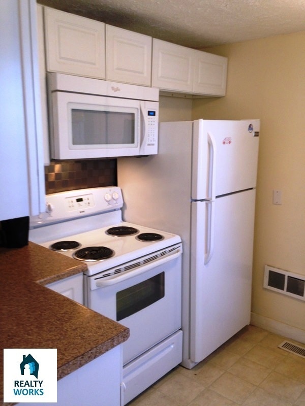 Photo - 3928 S 52nd St Unit 2