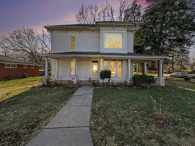 Building Photo - 6801 Lexington Ave Unit 3