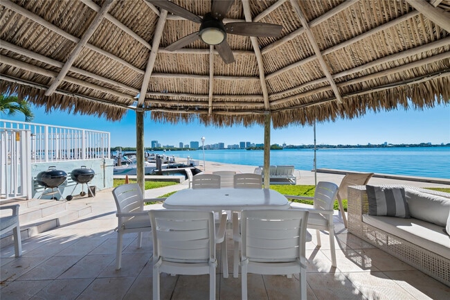 Photo - 2700 NE 135th St Unit 34