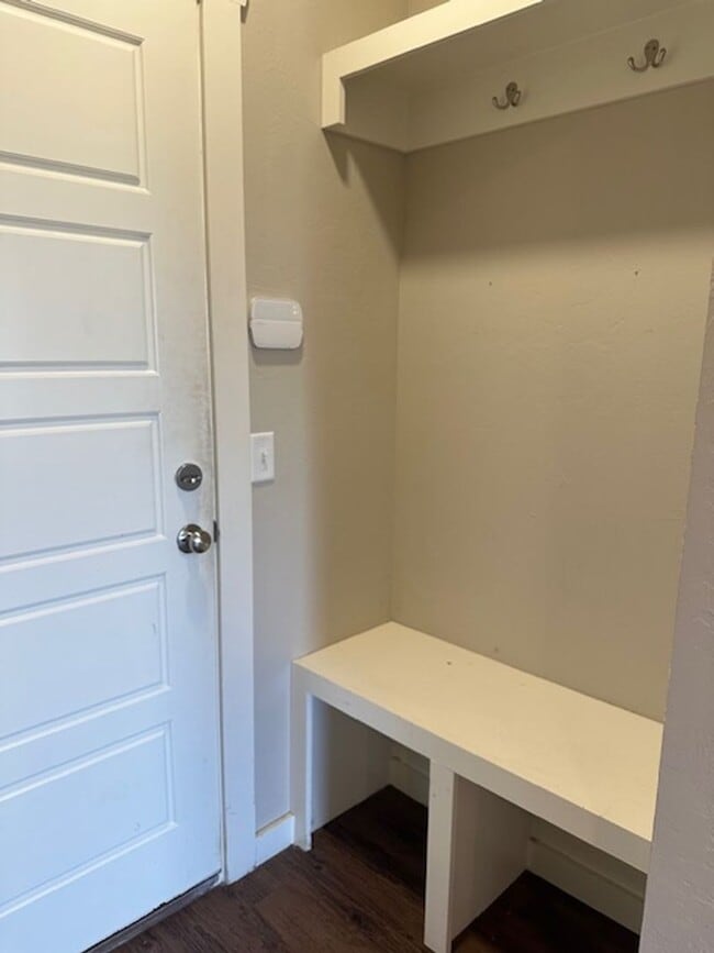 Photo - Beautiful 2 Story Duplex - Edmond Schools - Open Concept