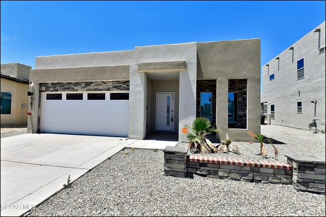 Photo - 541 Paseo Modesto Dr