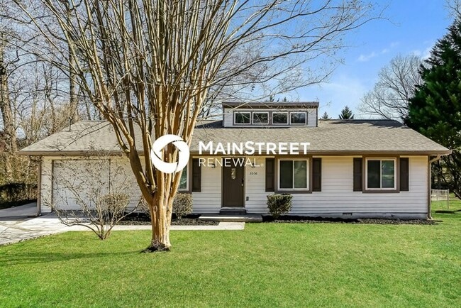 Building Photo - 3 Bedroom Pet-Friendly Home in Snellville, GA with Main Street Renewal