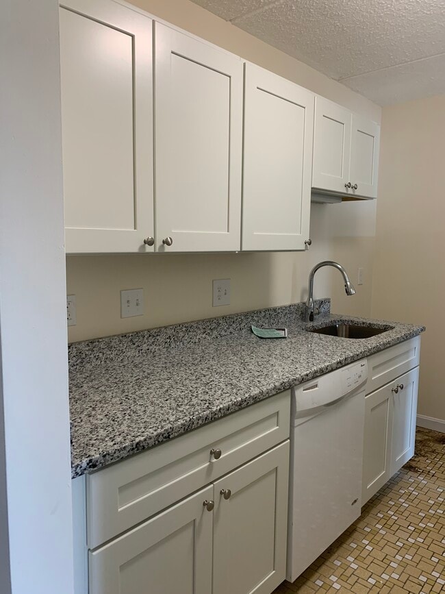 Photo - 320 Salem St Unit 22