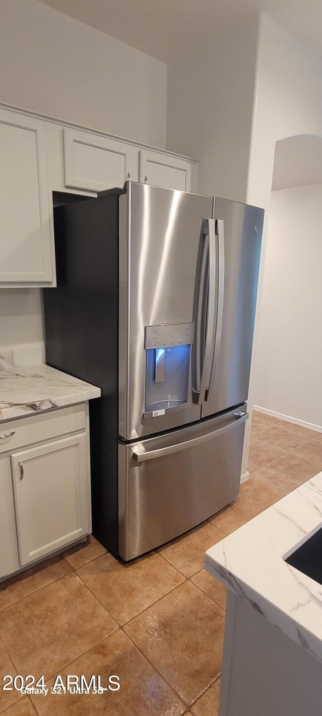 Photo - 17053 W Tonbridge St