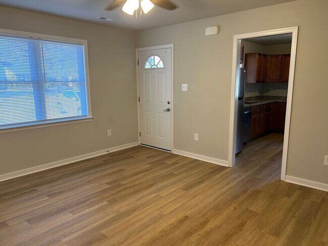 Photo - 15801 Meridian Ave