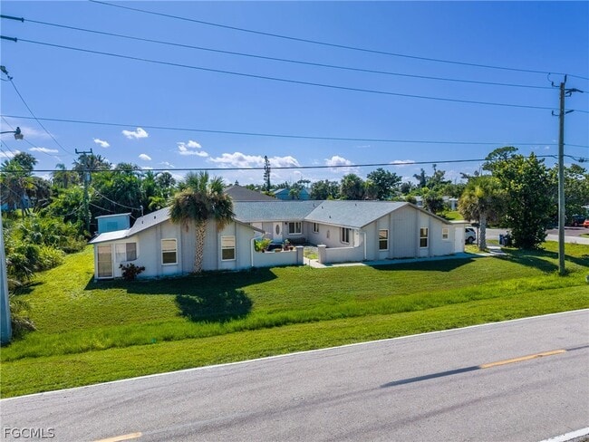 16599 Davis Rd