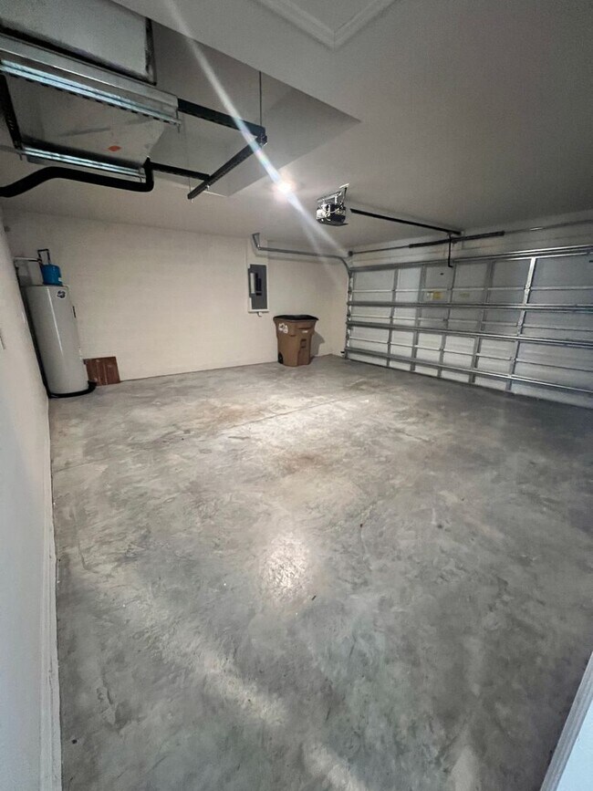 Photo - NW Cape Coral 3BR/2BA Home with 2-Car Gara...