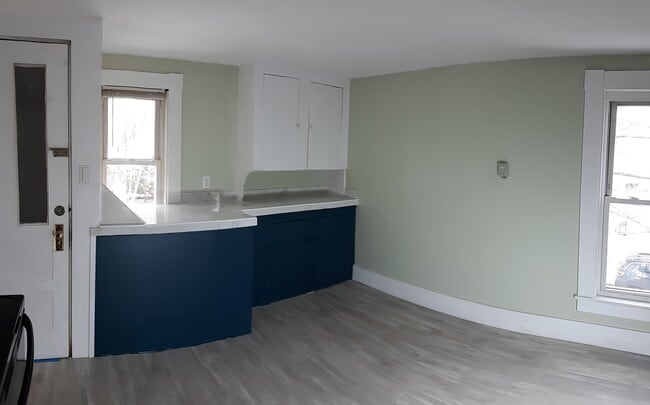 Photo - 68 Pleasant St Unit 3