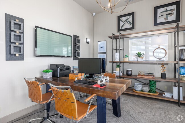 Business Center - Park at Tuscany