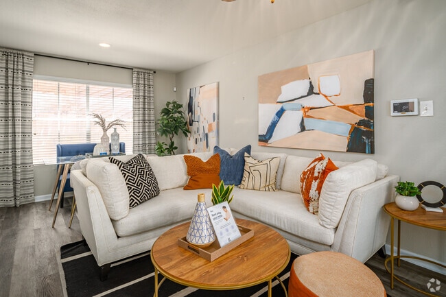 1HAB, 1BA - 603 ft² - Timberwalk