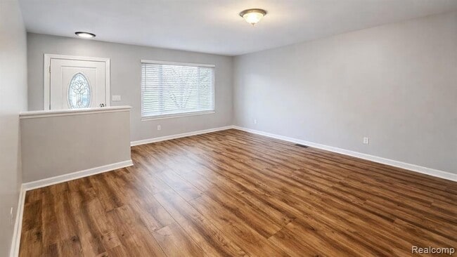 Photo - 21816 E 10 Mile Rd