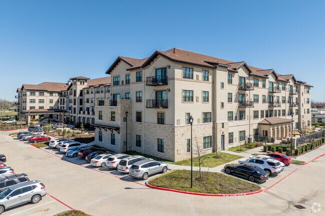 4814 LJ Pky Sugar Land, TX 77479 - Grand Living at Riverstone