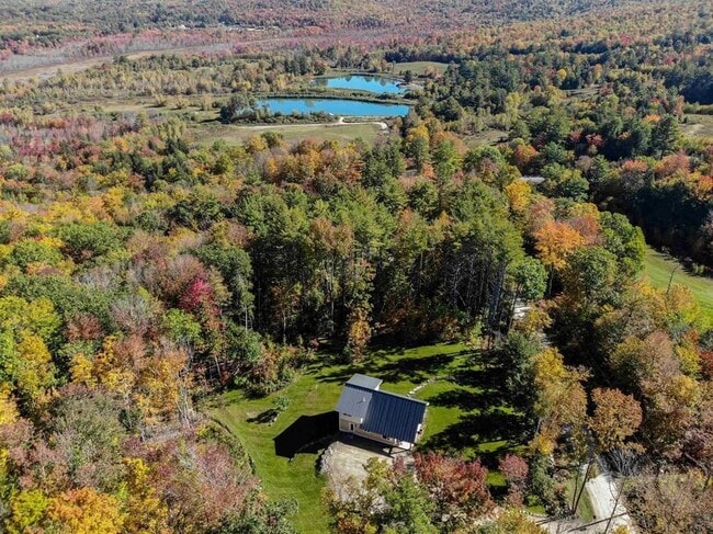 Photo - 32 New Canada Rd