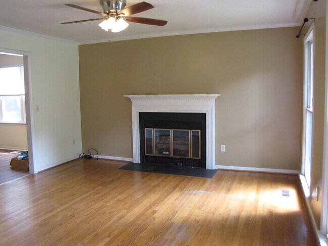Photo - 603 E Hmond Street, Durham