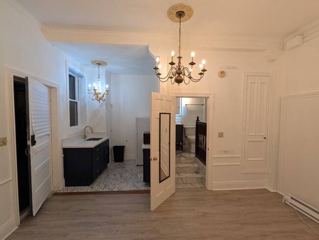 Photo - 2010 19th St Unit Studio A