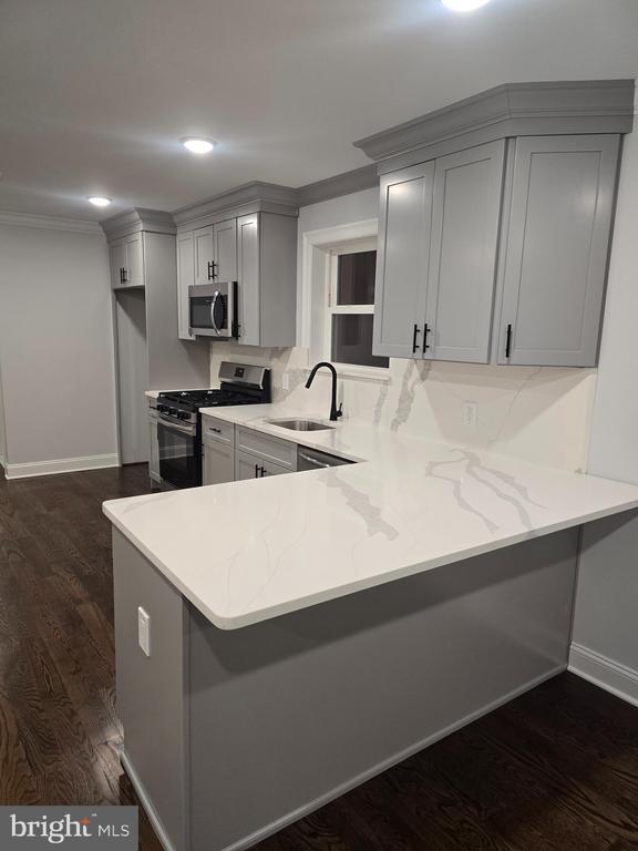 Photo - 135 N 15th St