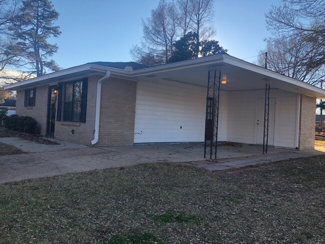 1601 Brookhaven Rd