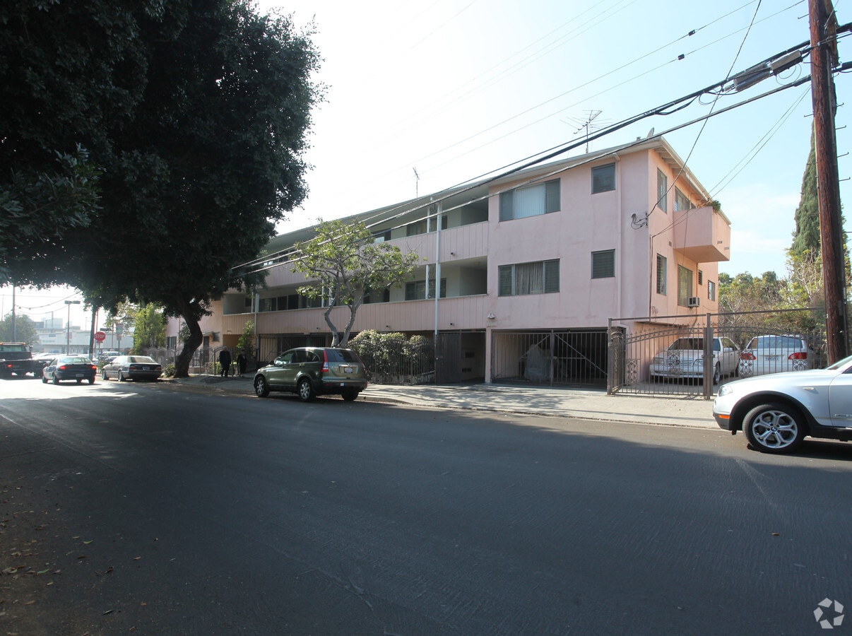 Photo - 1157-1161 N Hobart Blvd Apartments