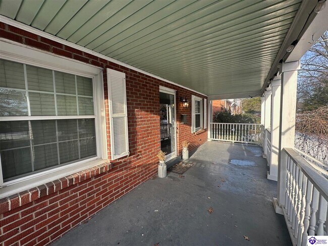 Photo - 332 E Esplanade Ave