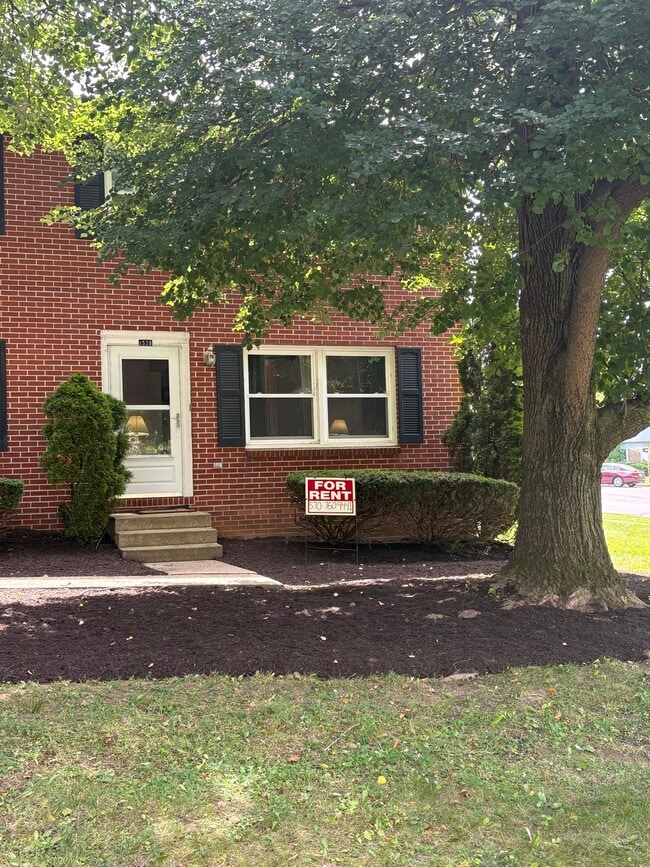 Building Photo - 1528 Blue Course Dr