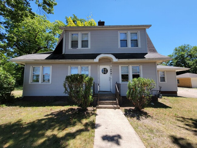Building Photo - 1444 S Bend Ave Unit 1 Rental