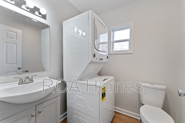 Photo - 21 N Gray St