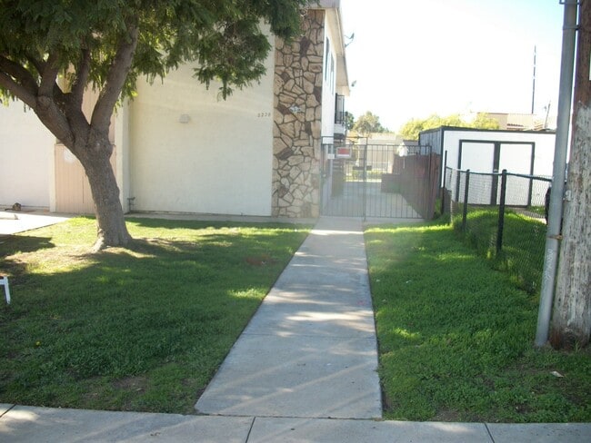 Building Photo - 2228 I Ave