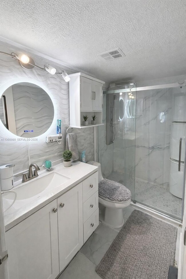 Photo - 8460 SW 154th Cir Ct Unit 121