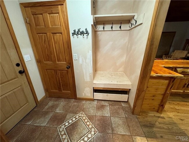 Photo - 25345 Bonney Rd