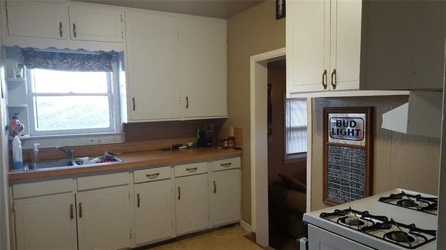 Photo - 926 Garland Ave